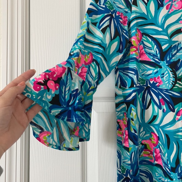 Lilly Pulitzer Women’s Fontaine Top - Picture 4 of 5
